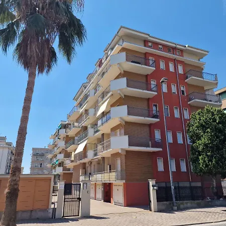Apartment 250 Metri Dalla Spiaggia Eleganza Vistamare Pietra Ligure